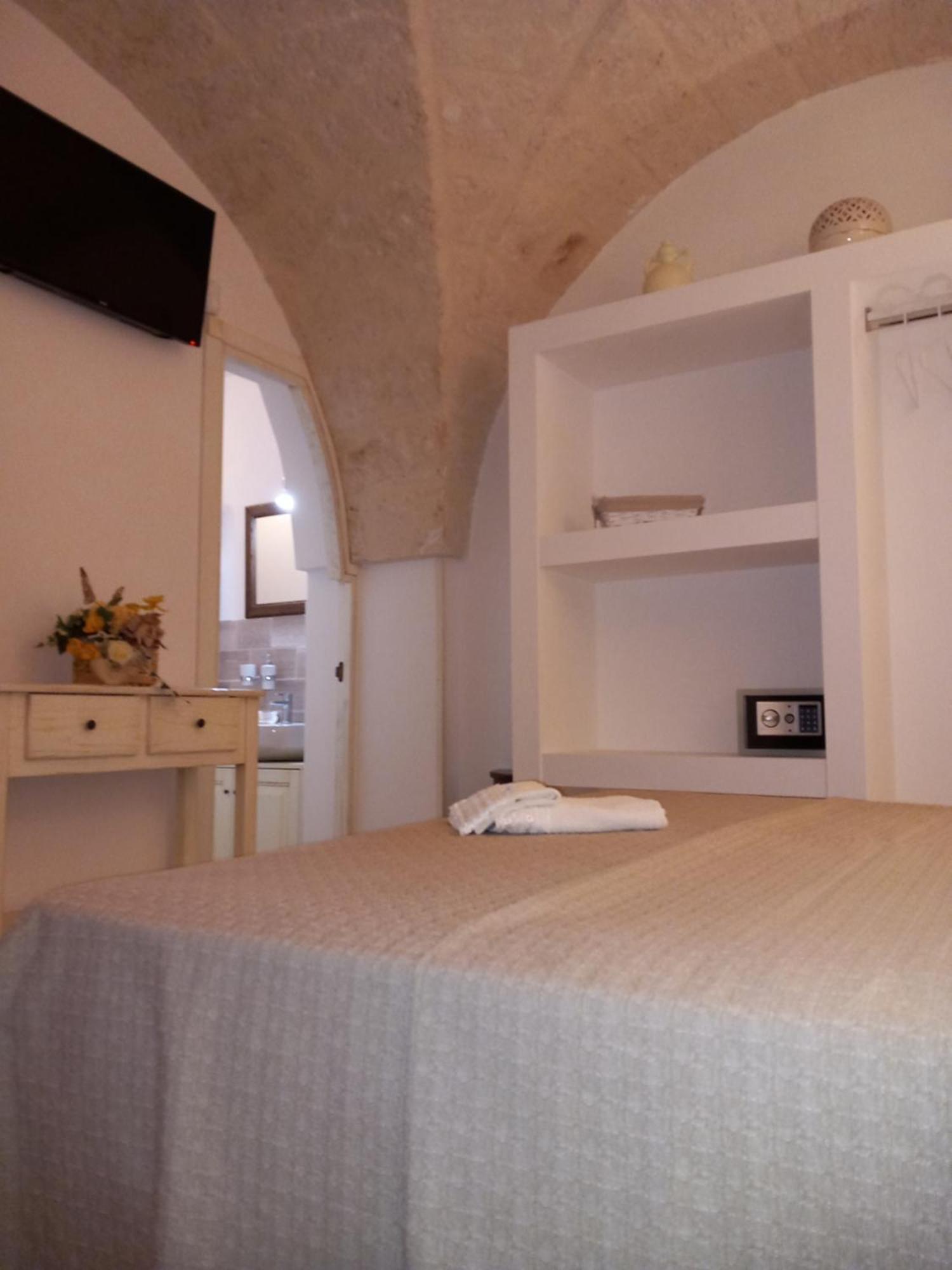 مونتالبانو Antica Via Roma B&B E Relax الغرفة الصورة